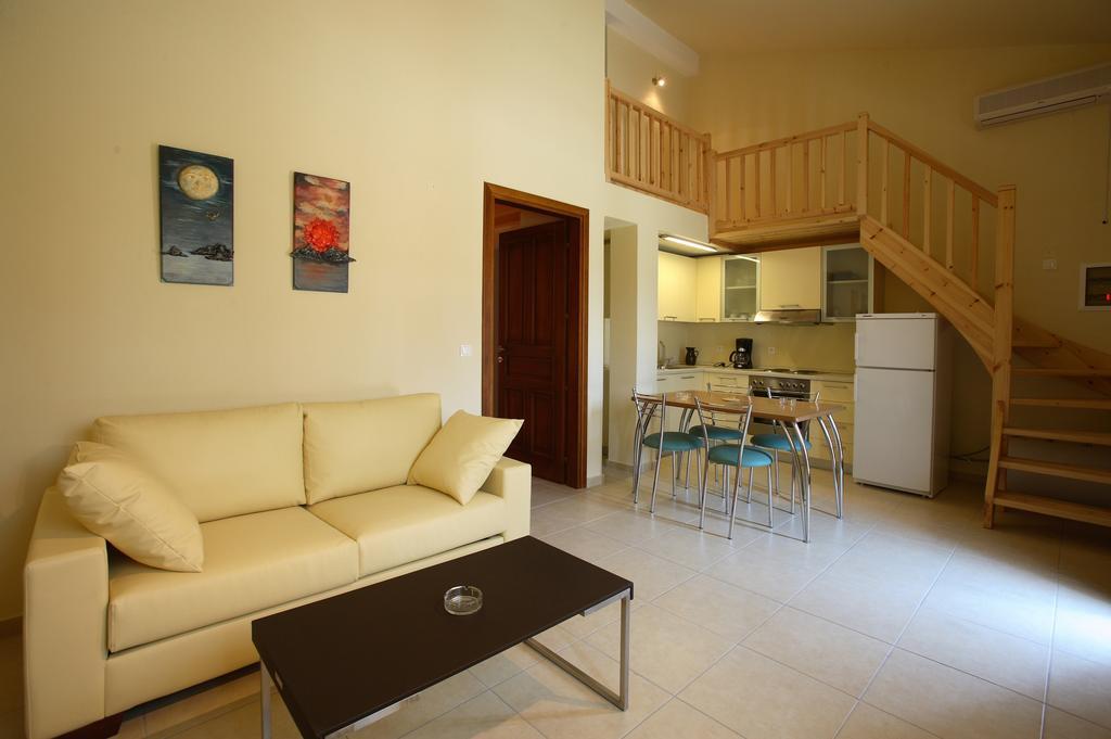 Porto Skopelos Villas Eksteriør bilde
